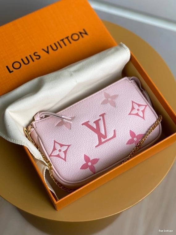 Repzbay VUITTON POCHETTE MINI ACCESSOIRES LOUIS 0709